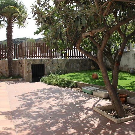 Los Parrales San Pablo de los Montes Esterno foto